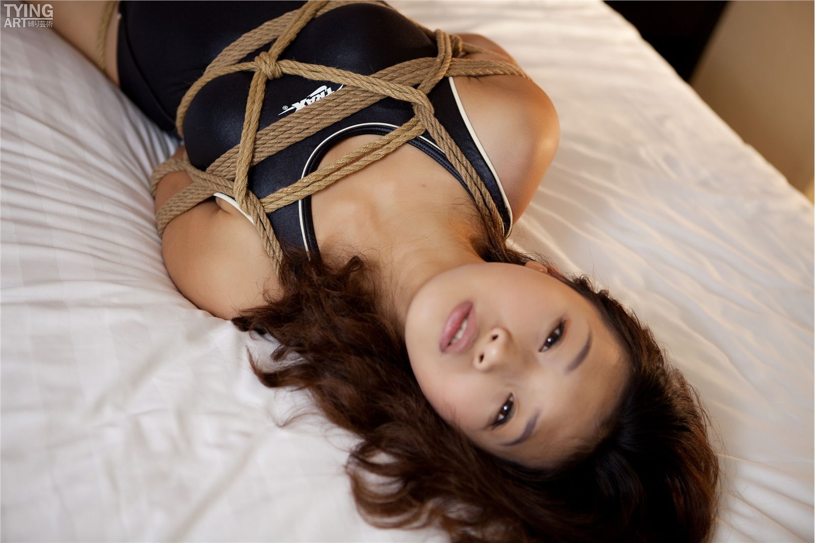 No.00336 Sharkskin　Tyingart 美女捆绑摄影