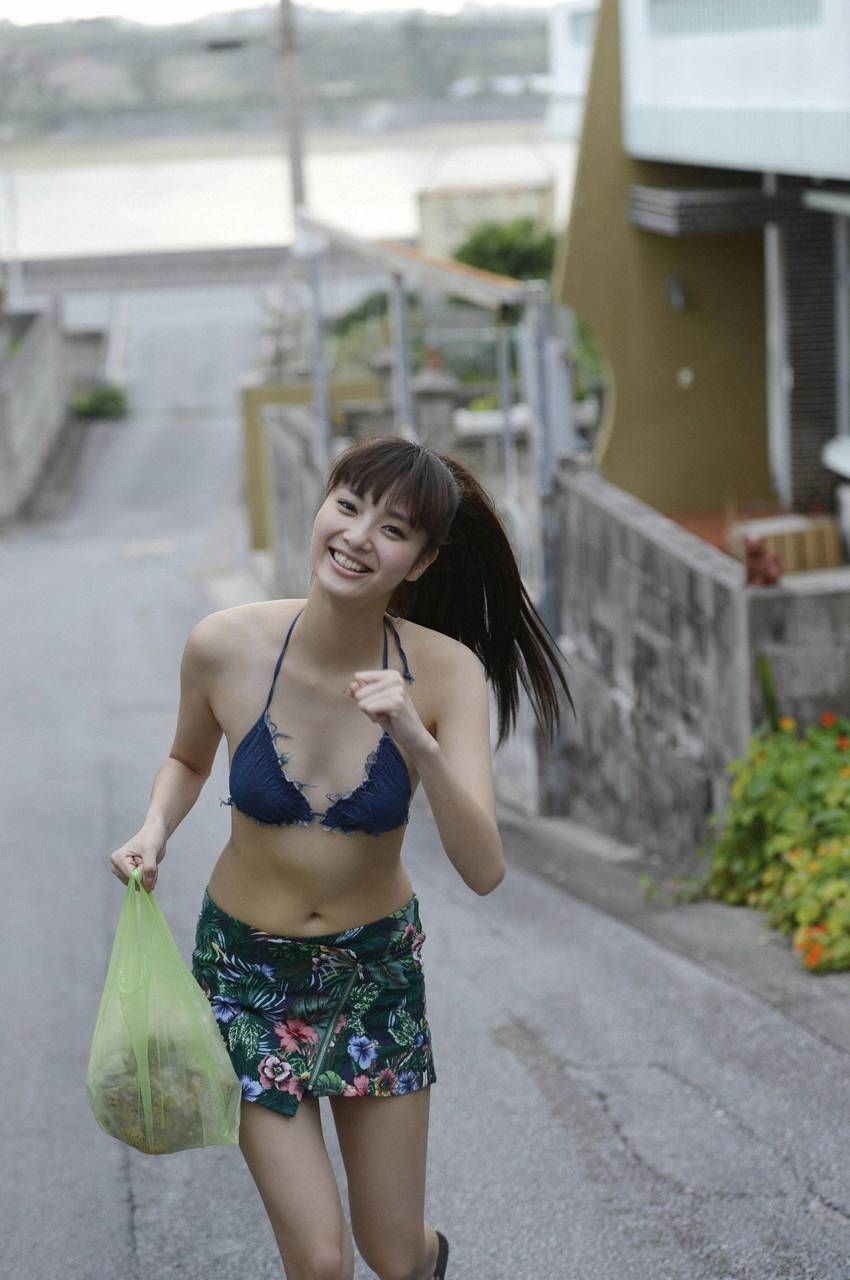 [WPB-net] No.157 新川優愛 スペシャル写真集