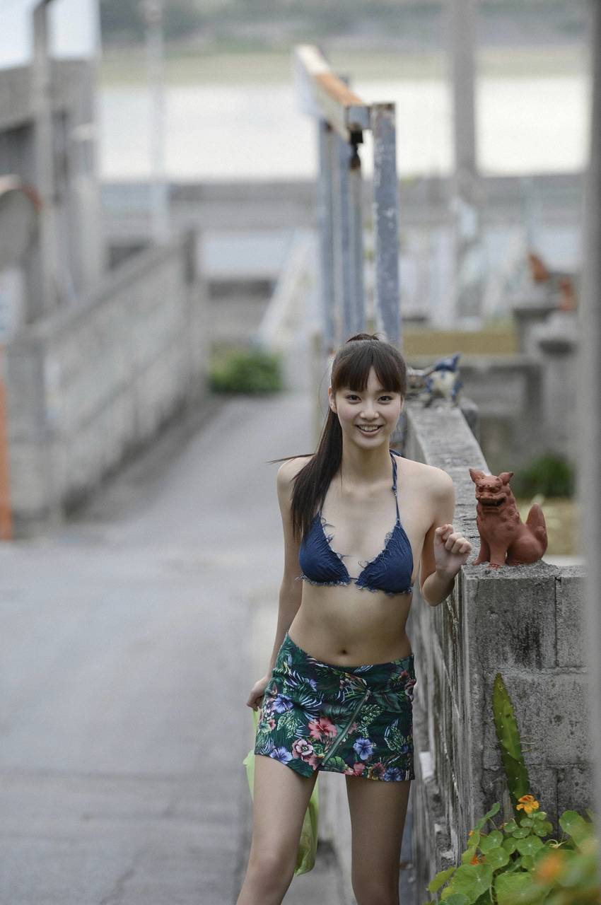 [WPB-net] No.157 新川優愛 スペシャル写真集