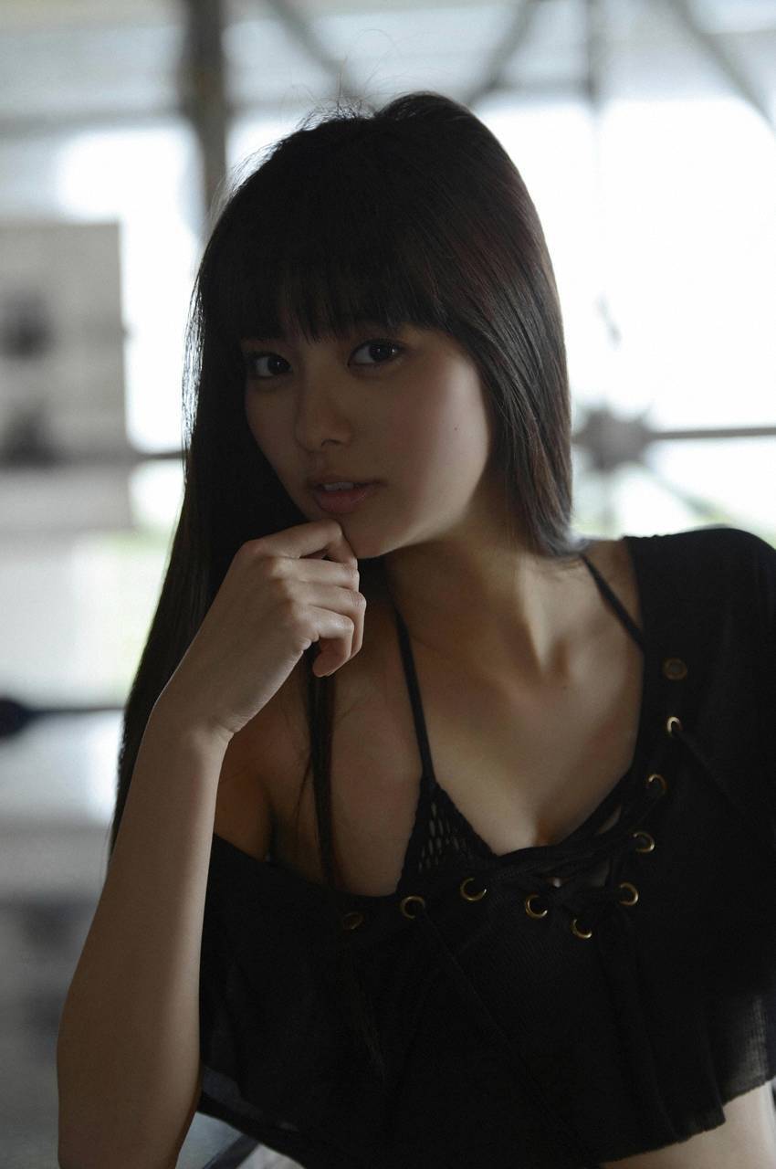 [WPB-net] No.157 新川優愛 スペシャル写真集
