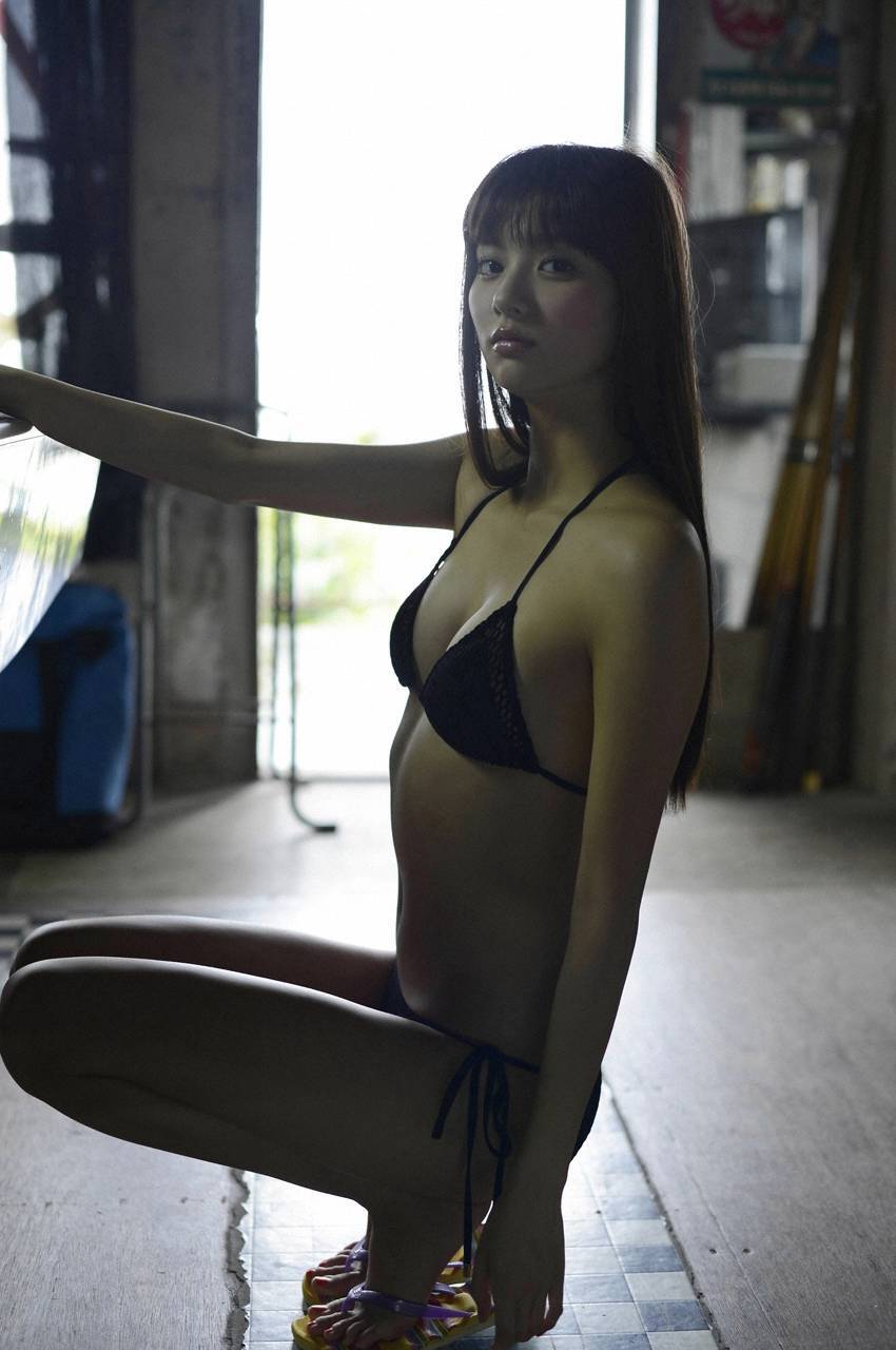 [WPB-net] No.157 新川優愛 スペシャル写真集