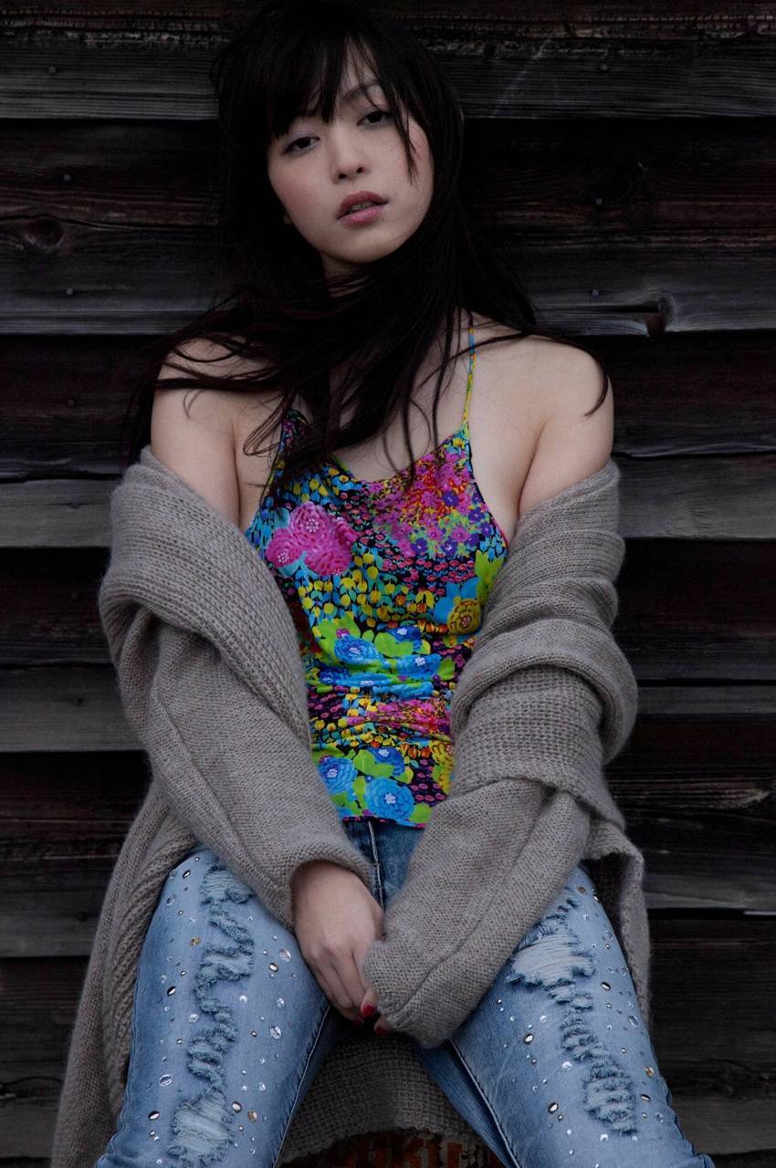 Mayuko Iwasa 岩佐真悠子 スペシャル写真集 WPB-net