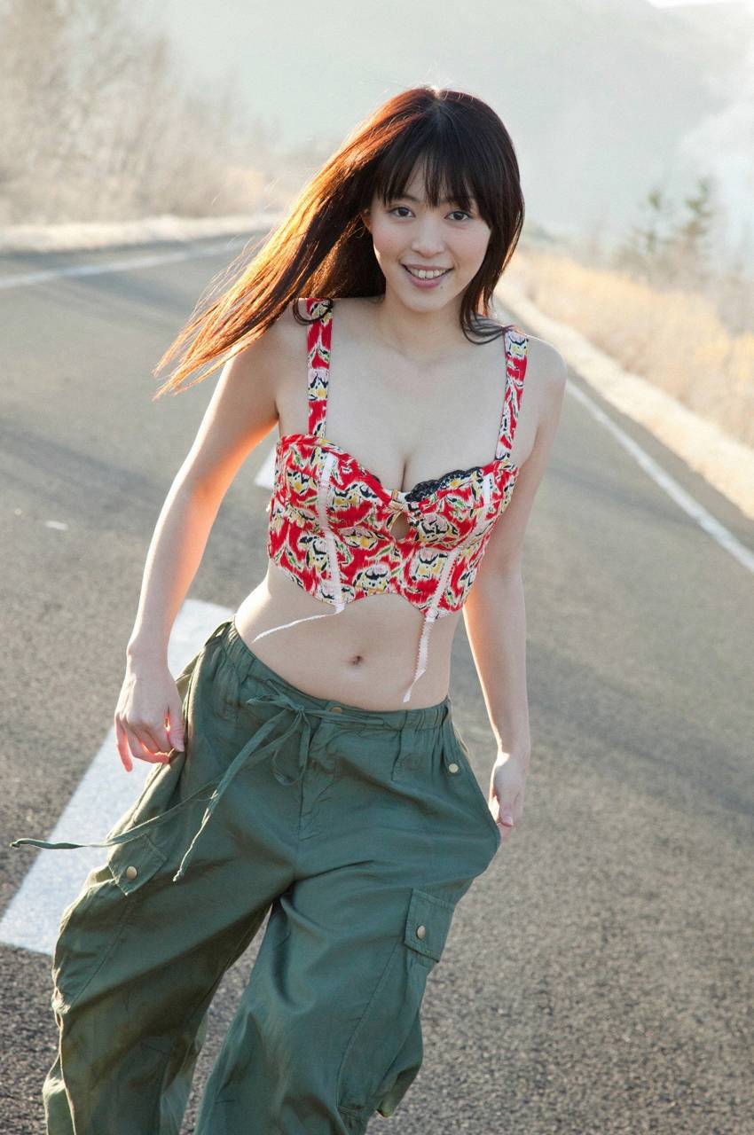 Mayuko Iwasa 岩佐真悠子 スペシャル写真集 WPB-net