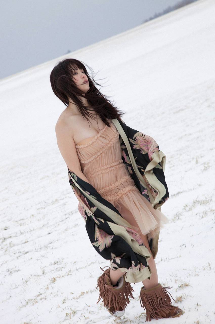 Mayuko Iwasa 岩佐真悠子 スペシャル写真集 WPB-net