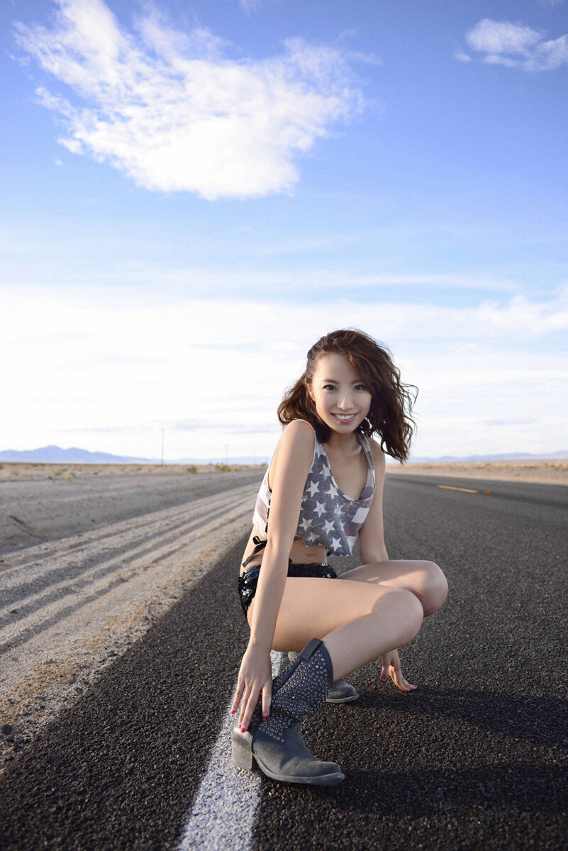 [Wanibooks]  No.106 山本梓 week1  性感美女写真