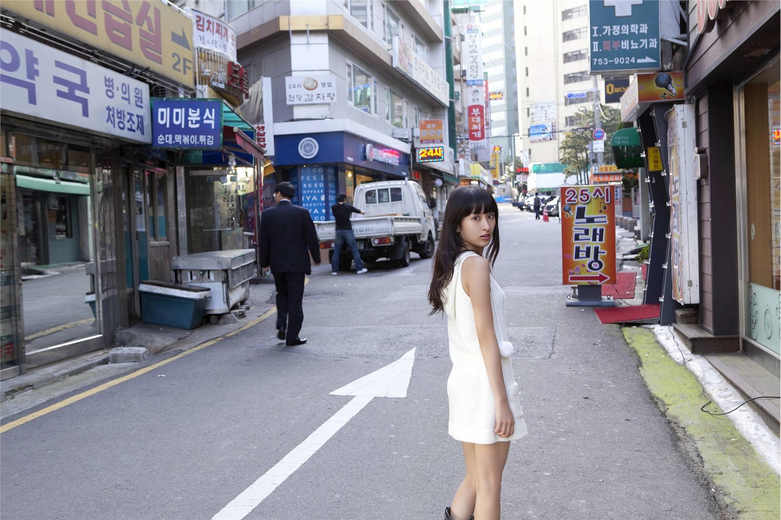 入矢麻衣『一瞬で恋に落ちた!!』 Vol.386 Mai Lriya