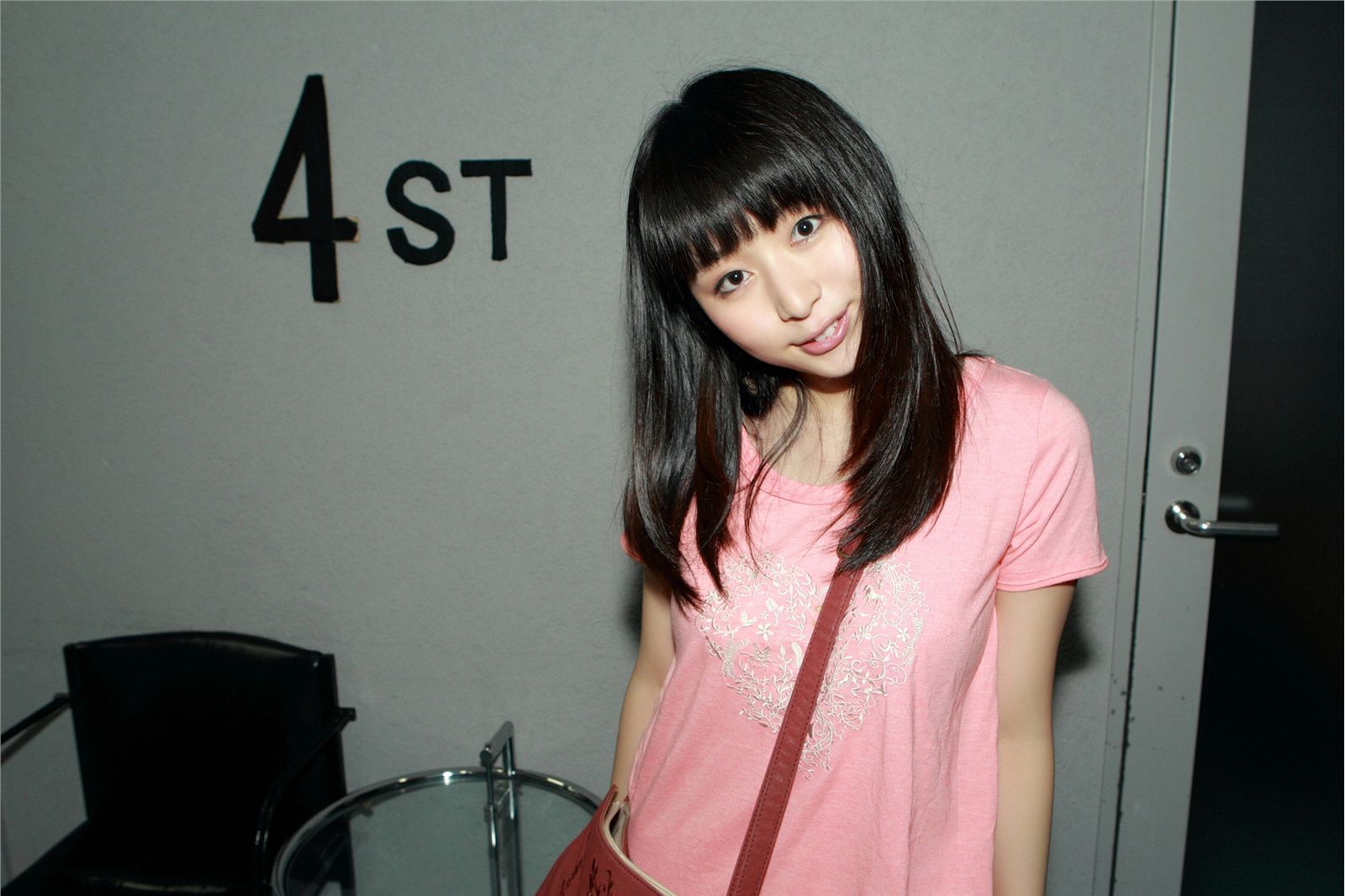 涼本めぐみ - Hなバスト93cm入学 [YS Web] Vol.423