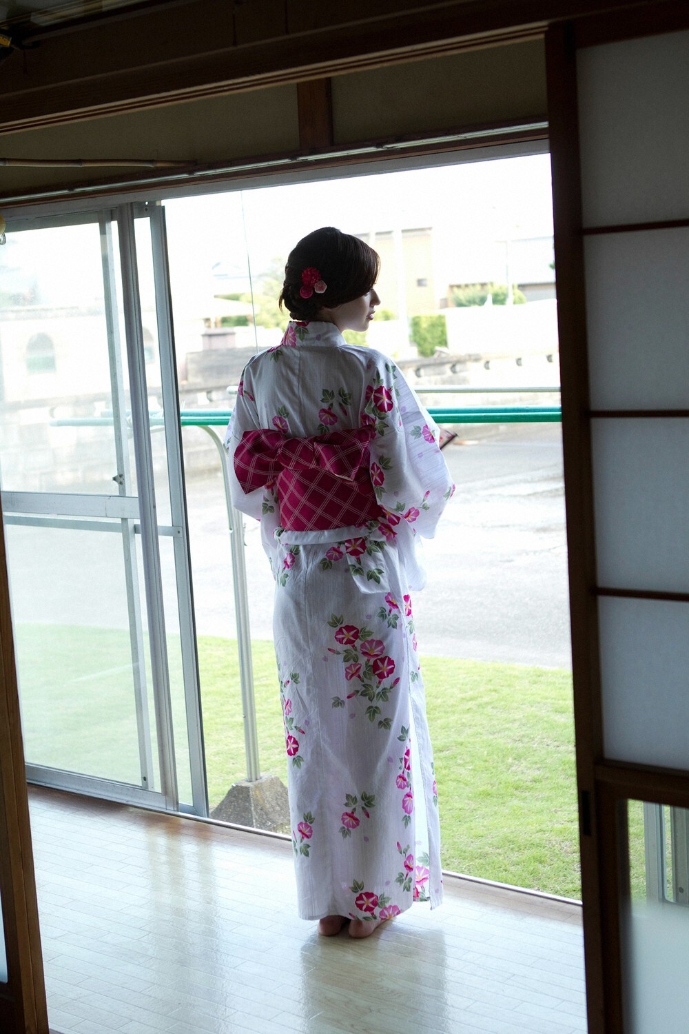 逢沢りな『想い出の夏』 [YS Web] Vol.426 Rina Aizawa