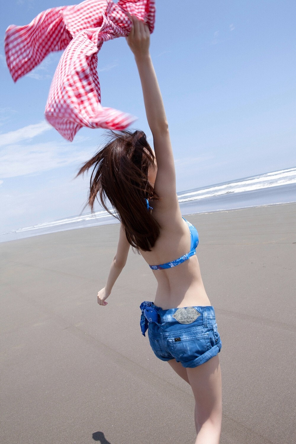 逢沢りな『想い出の夏』 [YS Web] Vol.426 Rina Aizawa