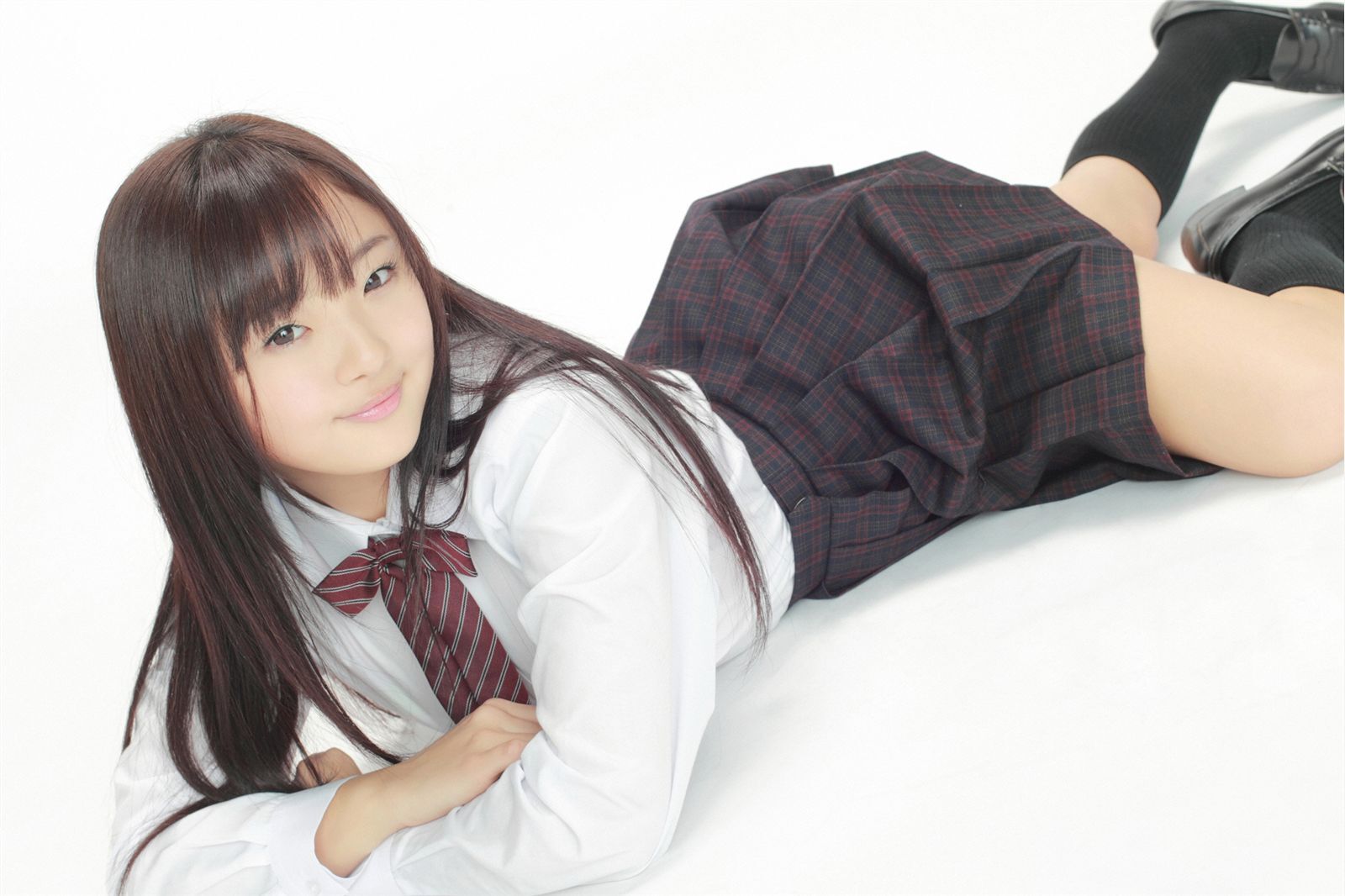 [YS-Web] Vol.551 Niina Aizawa 愛沢新菜 - ちっちゃおっきい美少女入学！