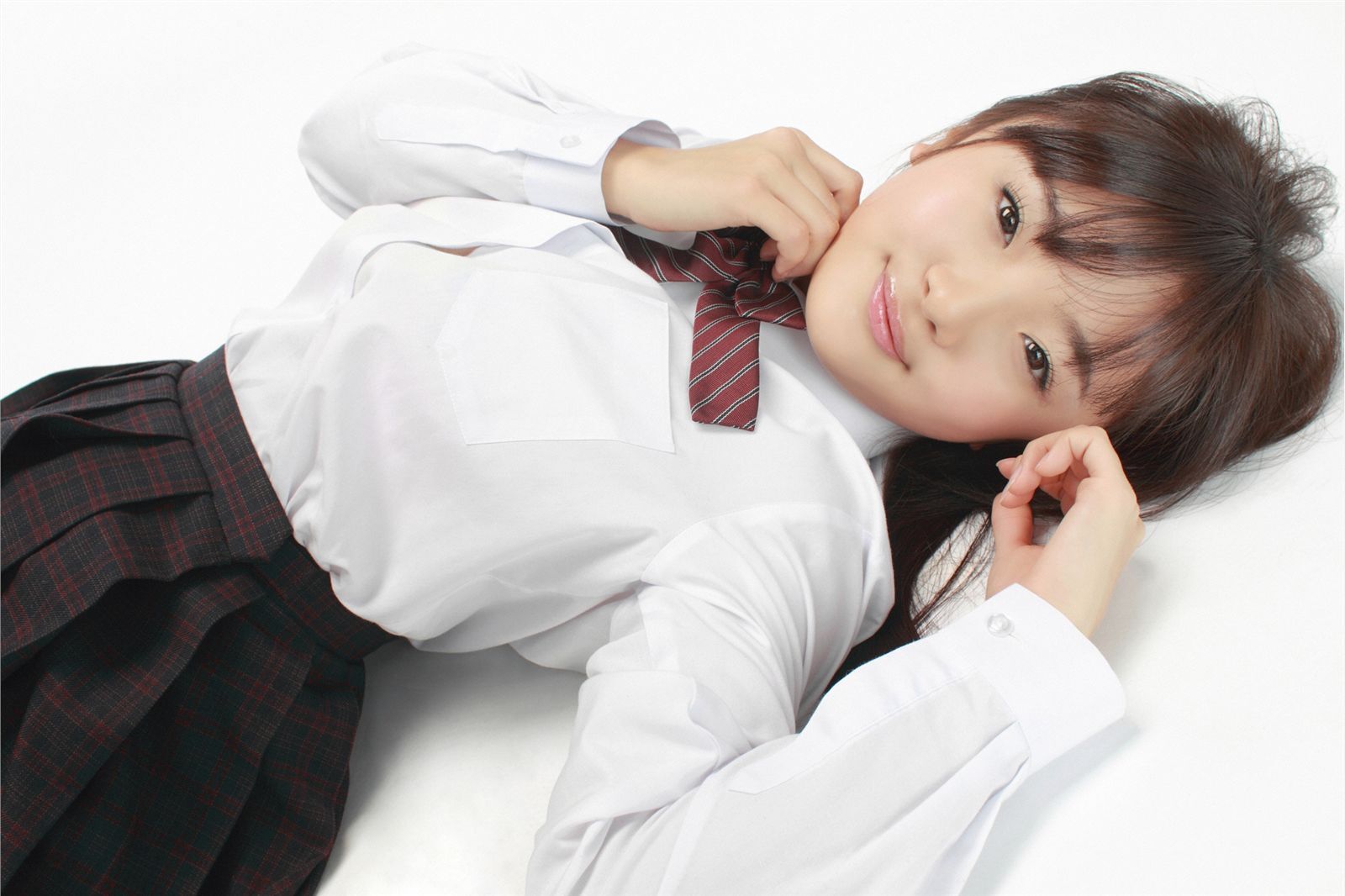 [YS-Web] Vol.551 Niina Aizawa 愛沢新菜 - ちっちゃおっきい美少女入学！