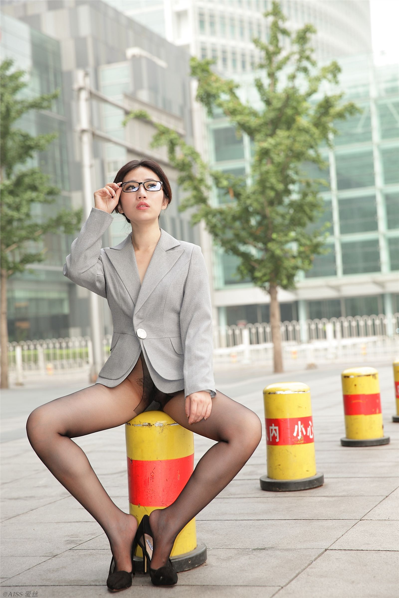 AISS爱丝 美丝职员 NO.04