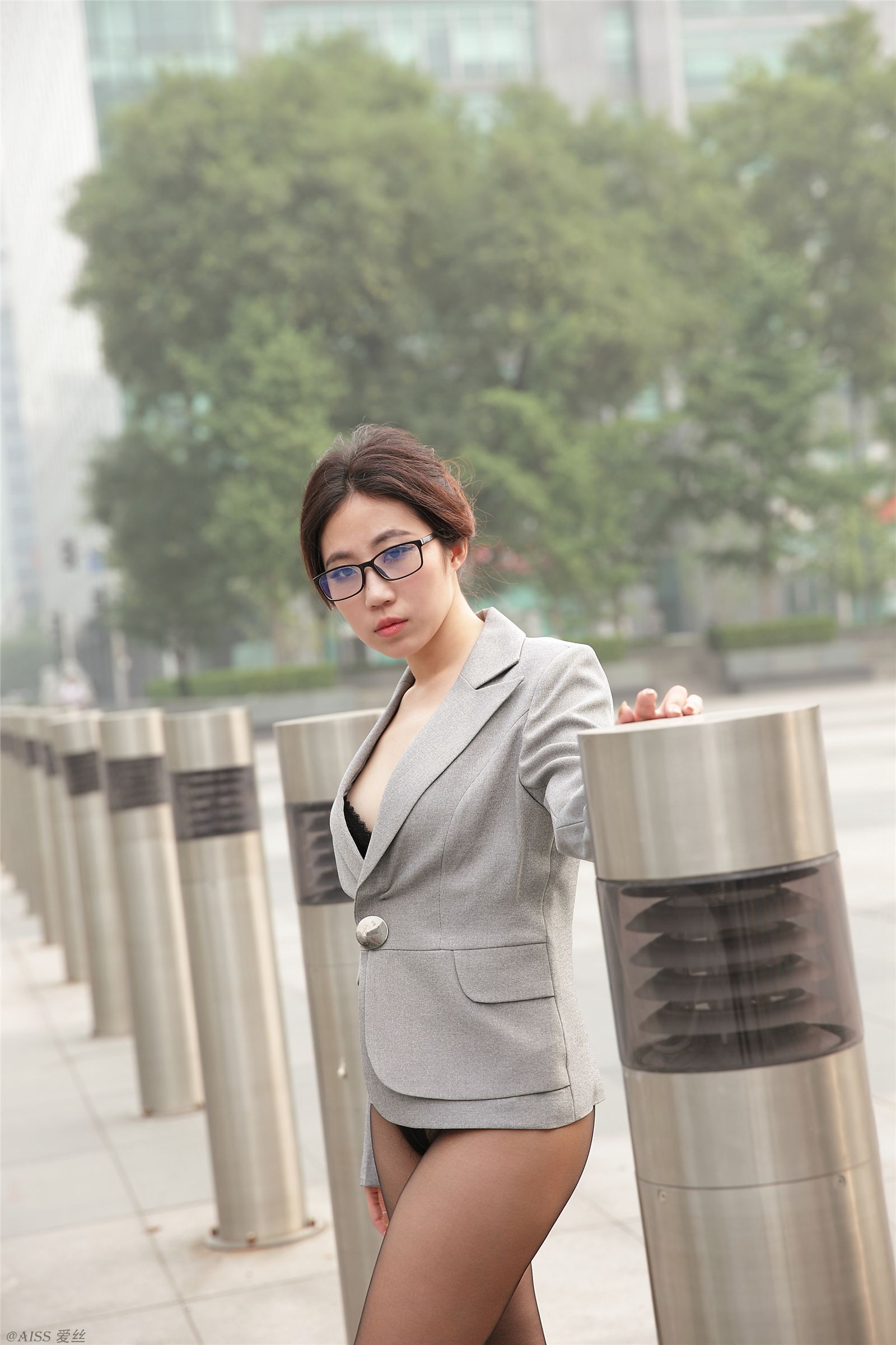 AISS爱丝 美丝职员 NO.04