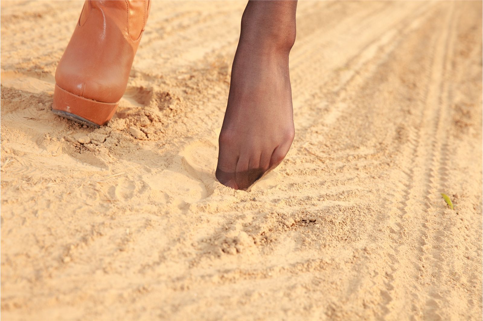 AISS爱丝 我的C裤会振动 NO.05