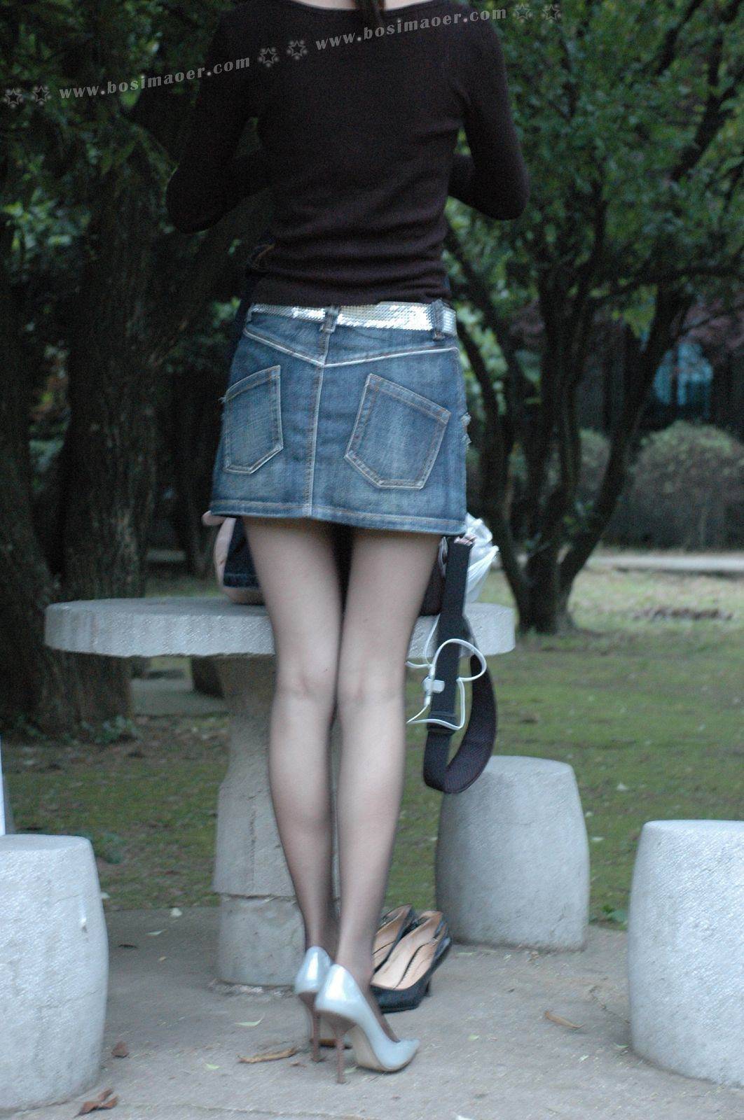 超短牛仔裙黑丝袜美女 波斯猫儿Part32