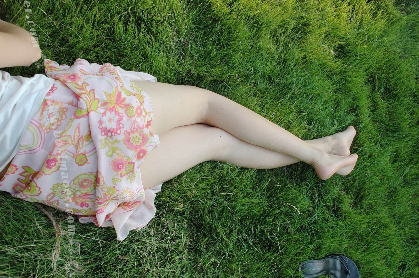 野外露出完美无暇的性感美腿 波斯猫儿合集精选Part45