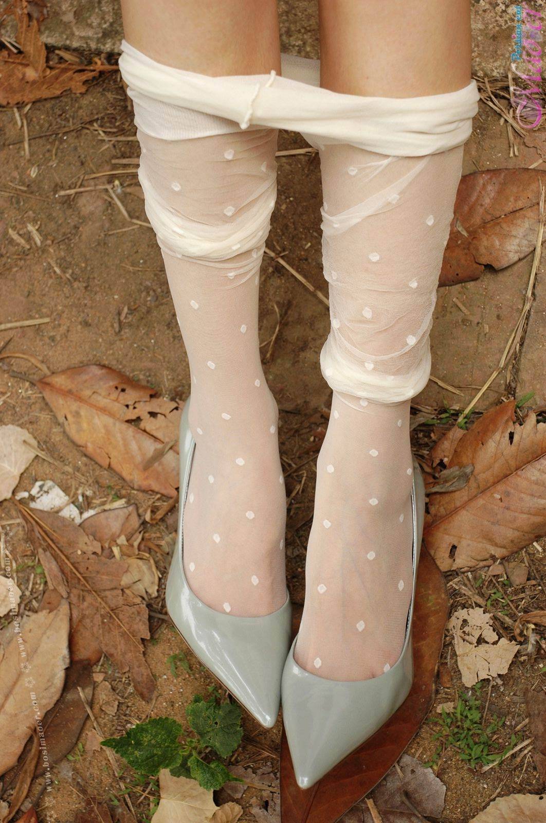 脱下野外花纹丝袜 波斯猫儿Part30