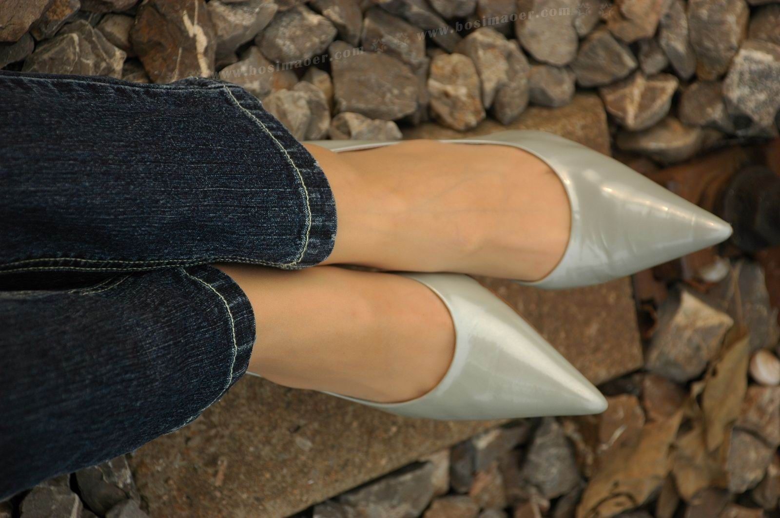 丝袜牛仔裤 美女写真 波斯猫儿合集33