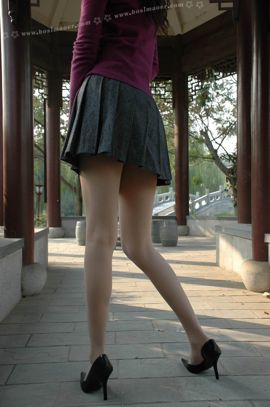 鹊桥肉丝黑高美妇 波斯猫儿VIP套图