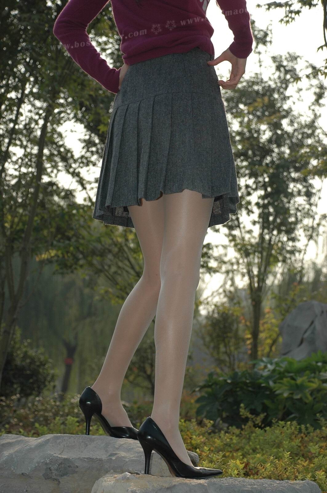 鹊桥肉丝黑高美妇 波斯猫儿VIP套图