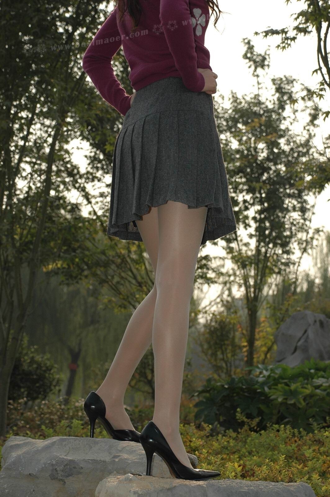 鹊桥肉丝黑高美妇 波斯猫儿VIP套图