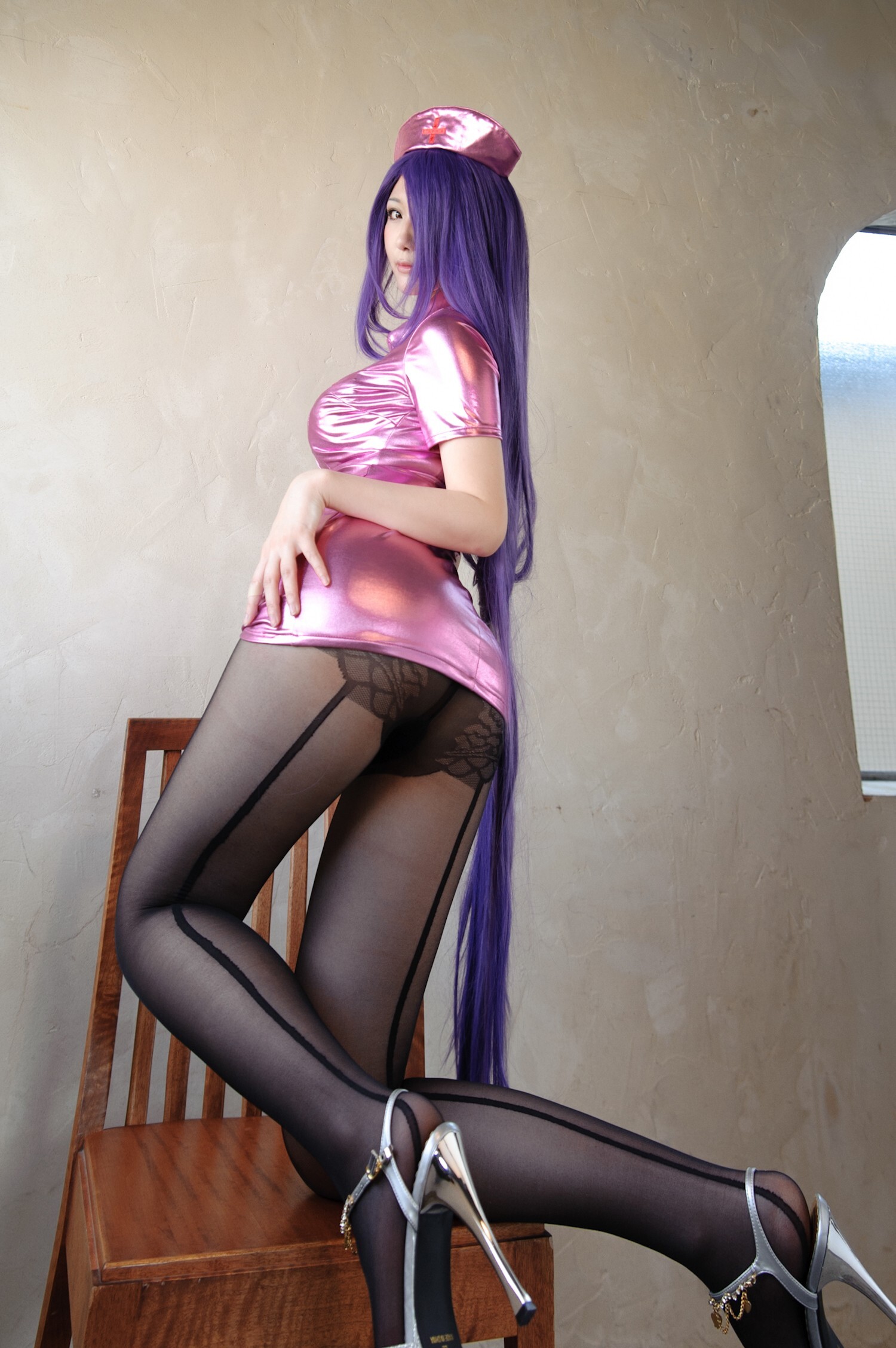 [CosPlay] Ikkitousen - Big boobs and perfect body nurse Kanu Unchou