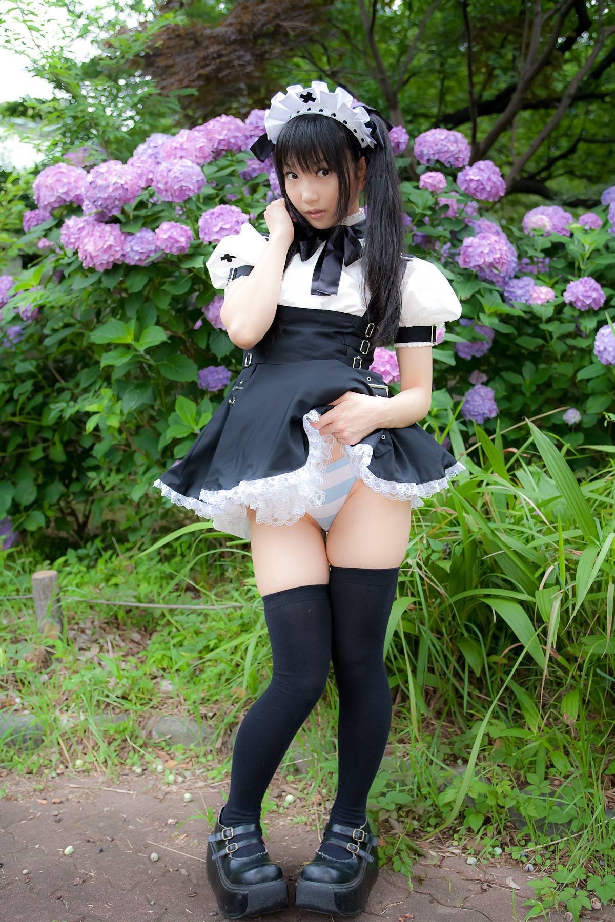 cosplay制服美女 莲 - 下限少女 COSER合集之八 C78 一 户外丝袜