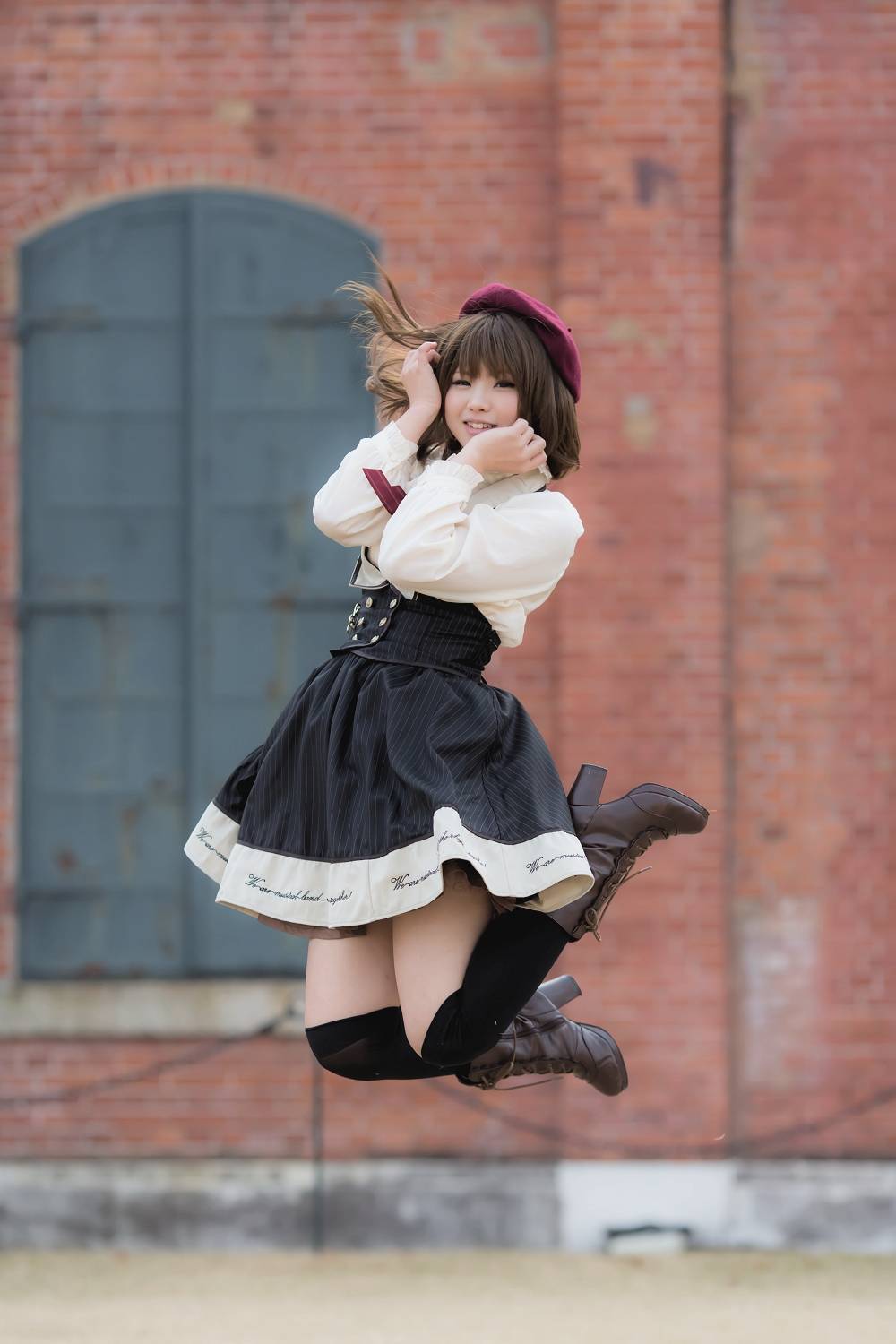 (C83)(COSPLAY)[ENAKO]Mini EnakoRin 性感丝袜美女图片