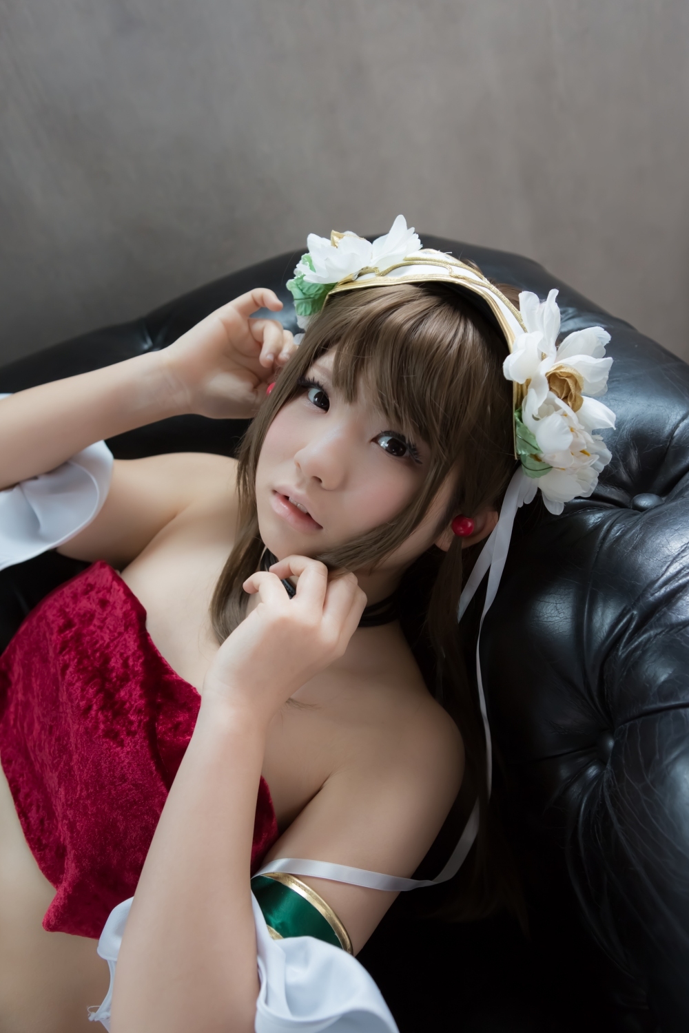 (C83) (COSPLAY) [ENAKO] 虚空のカナリア 性感丝袜美女图片