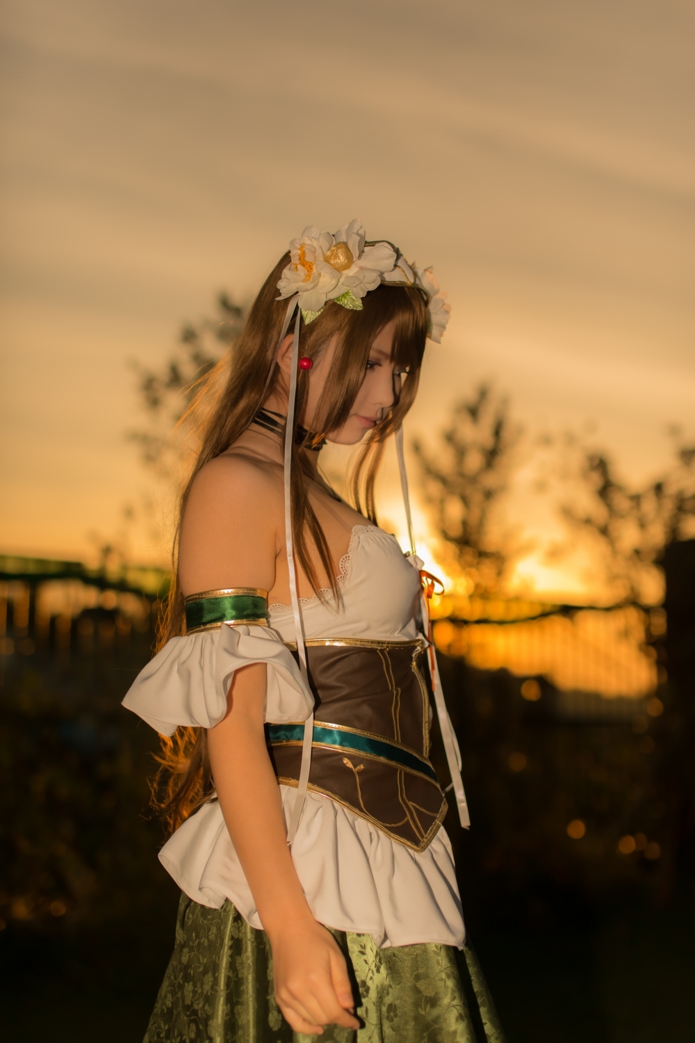 (C83) (COSPLAY) [ENAKO] 虚空のカナリア 性感丝袜美女图片