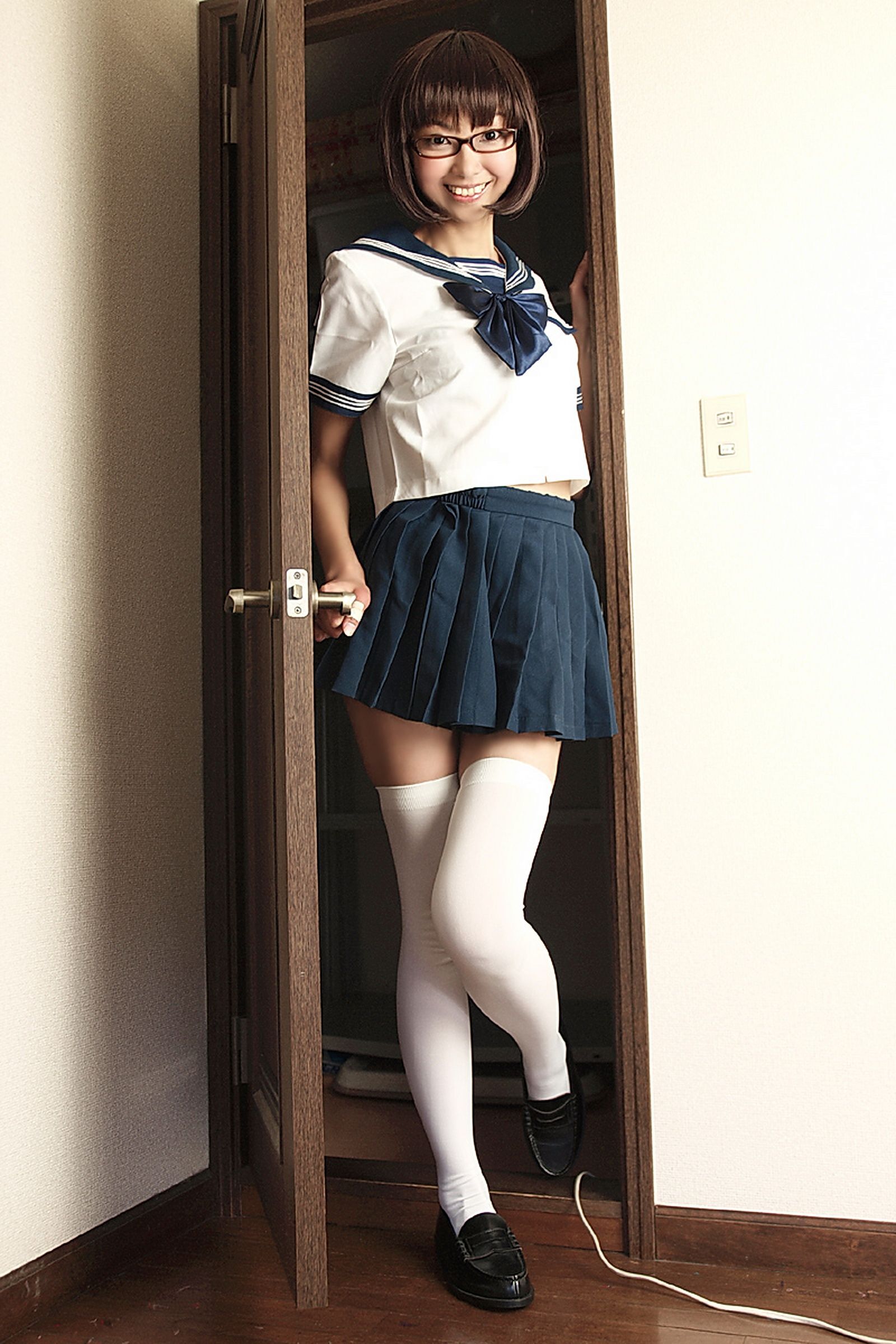 cosplay 日本制服美女写真套图 (C78)[猫子(ねここ)] 『NECOSMO3』