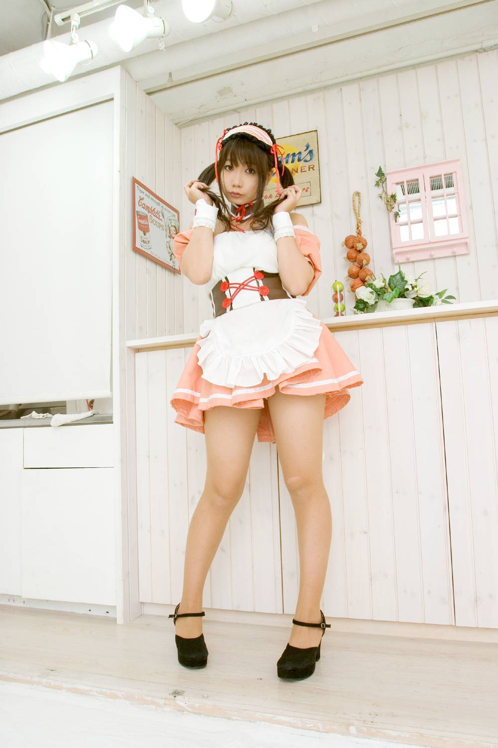 (C71) 日本COS非主流美女(2) 各种姿势丝袜清纯诱惑