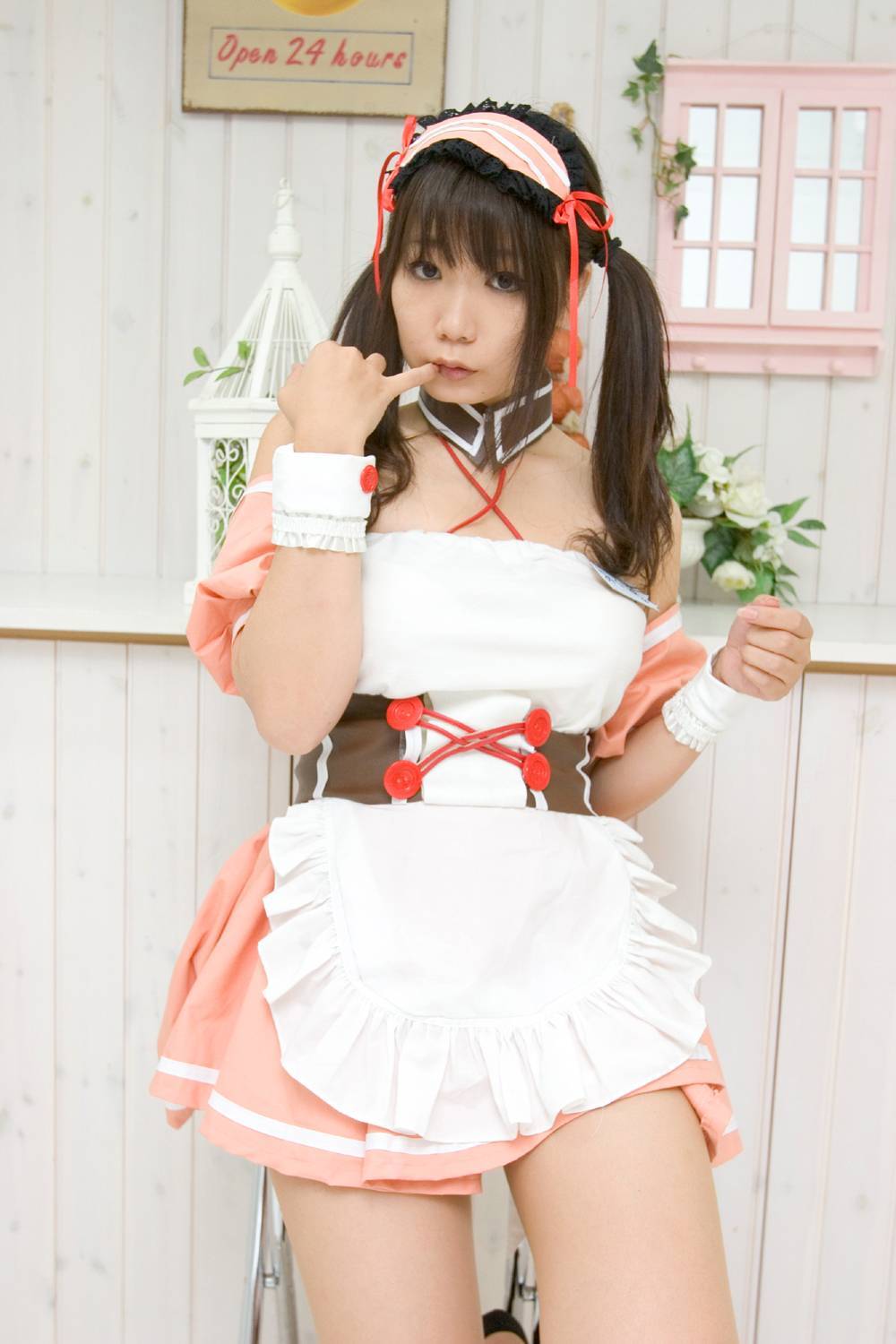 (C71) 日本COS非主流美女(2) 各种姿势丝袜清纯诱惑