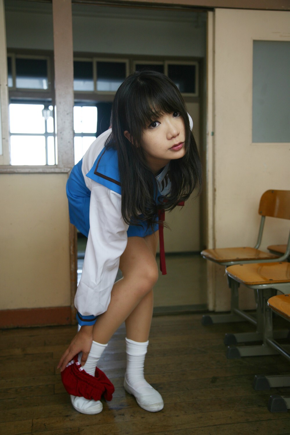 (C71) 日本COS非主流美女(2) 各种姿势丝袜清纯诱惑