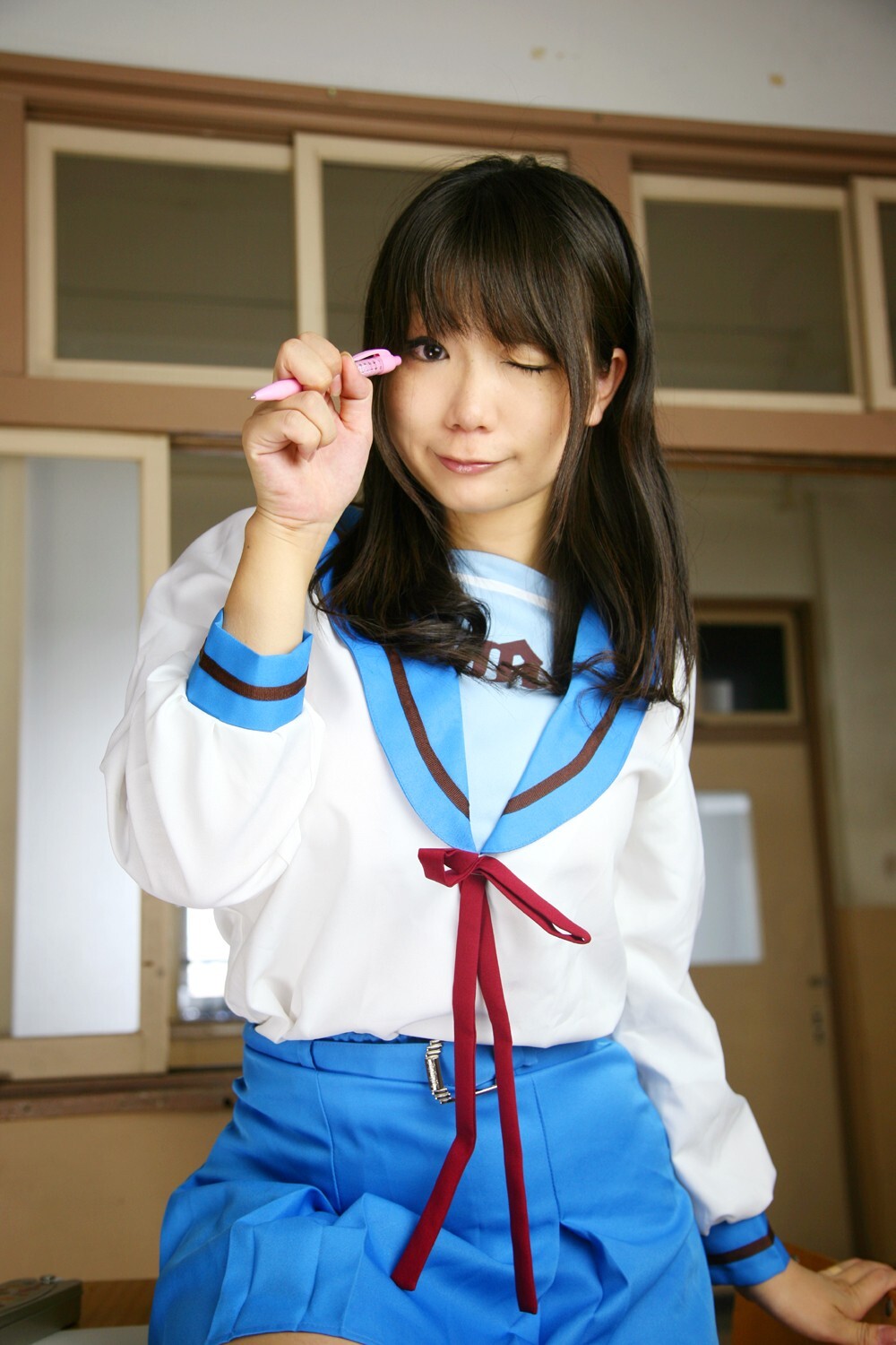 (C71) 日本COS非主流美女(2) 各种姿势丝袜清纯诱惑