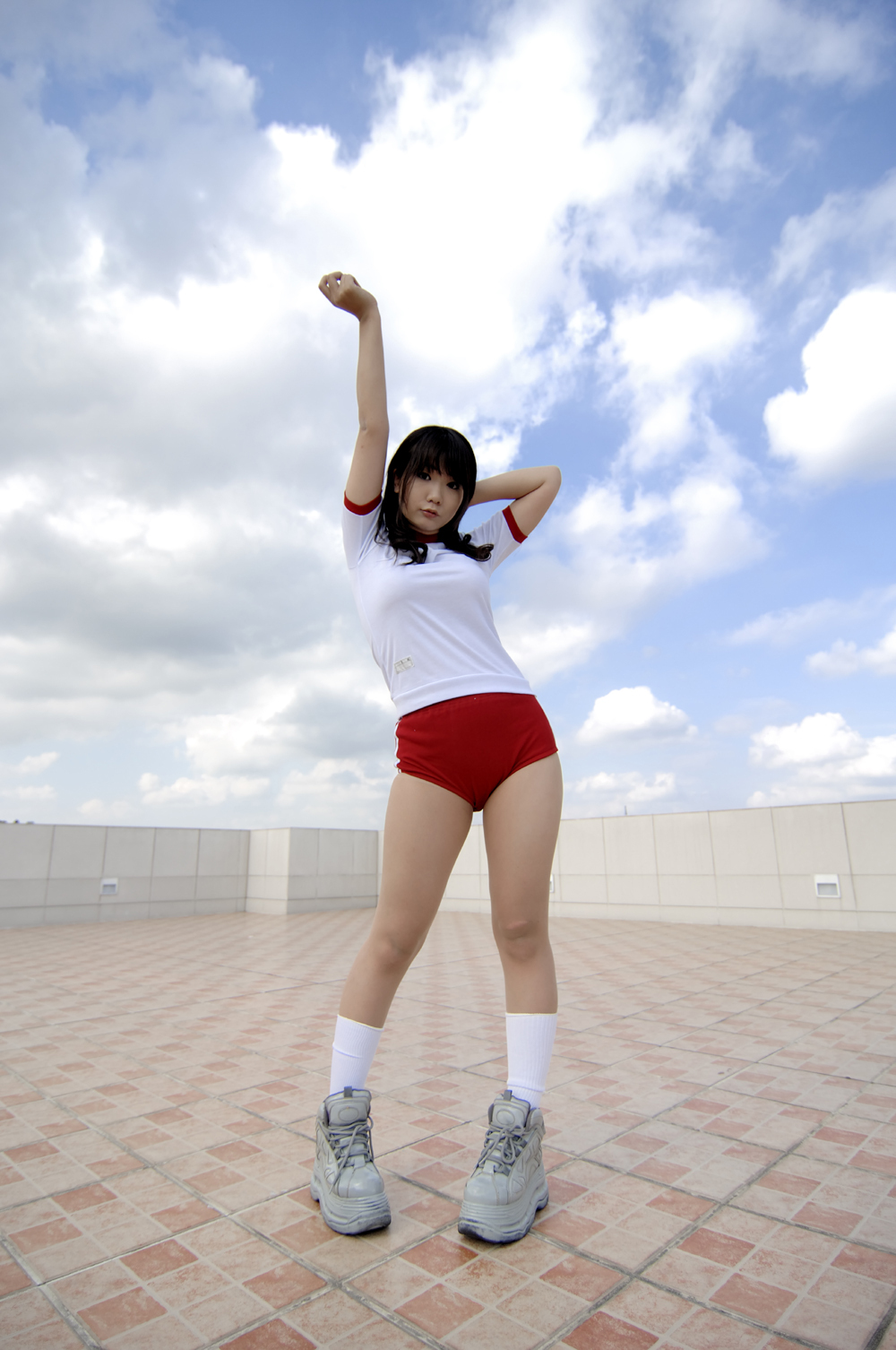 (C71) 日本COS非主流美女(2) 各种姿势丝袜清纯诱惑