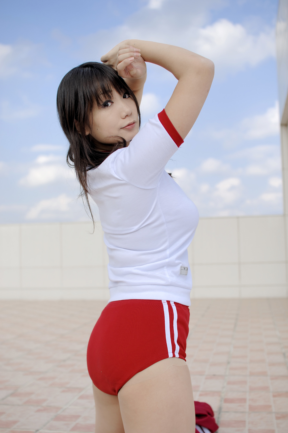 (C71) 日本COS非主流美女(2) 各种姿势丝袜清纯诱惑