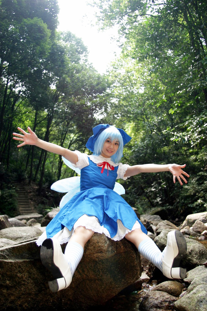 COS套图 c74 chilno 蓝裙游戏美女