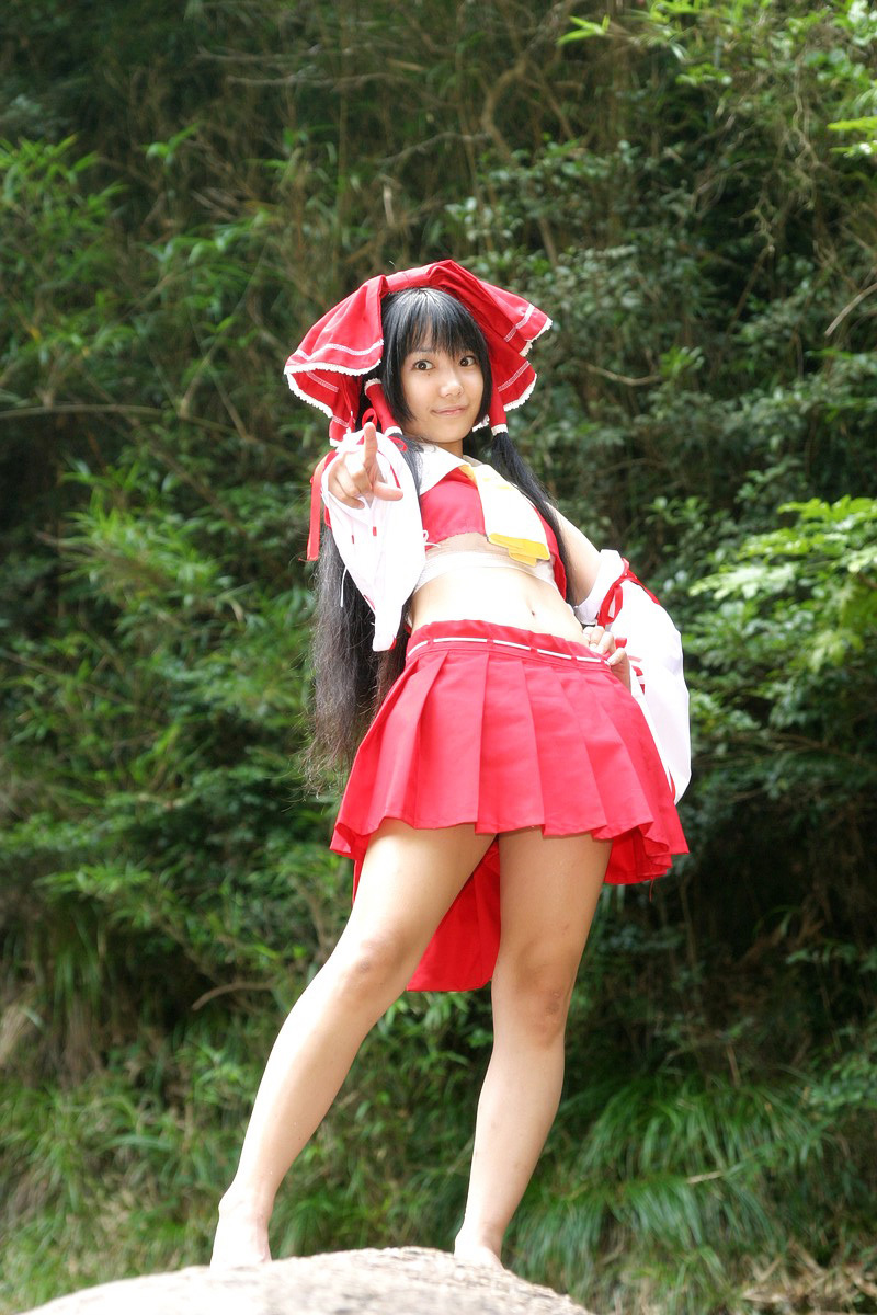 COS套图 c74 heso 日本美女野外套图