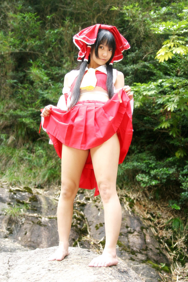 COS套图 c74 heso 日本美女野外套图