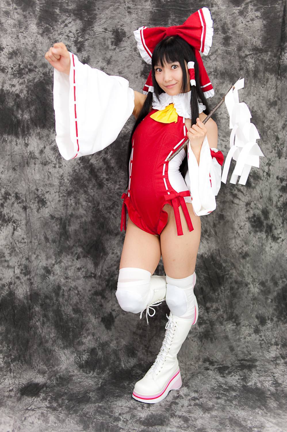 c76(2) cosplay性感美女套图 日本游戏美女扮相写真