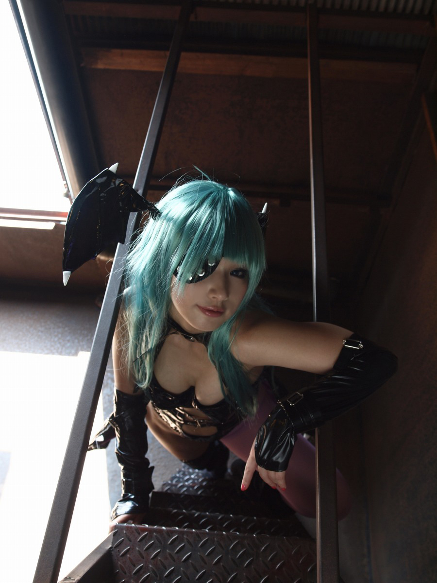 游戏美女十足诱惑 cosplay 晶、魅月りゆ C78