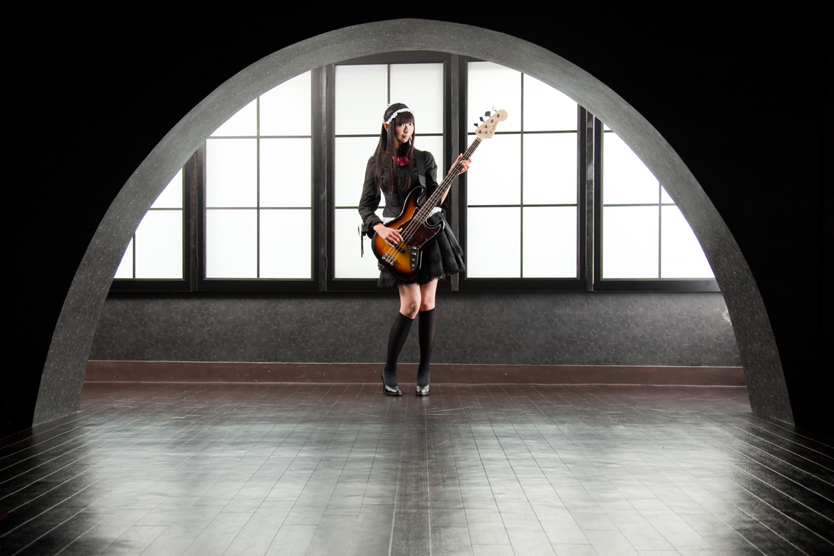 丝袜美女吉他校园 日本cosplay性感美女套图