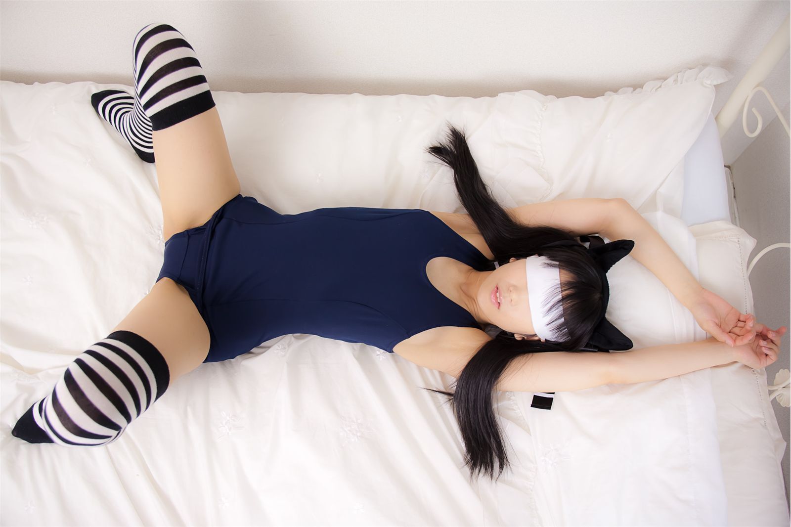 女佣套装比尼写真 cosplay游戏美女套图