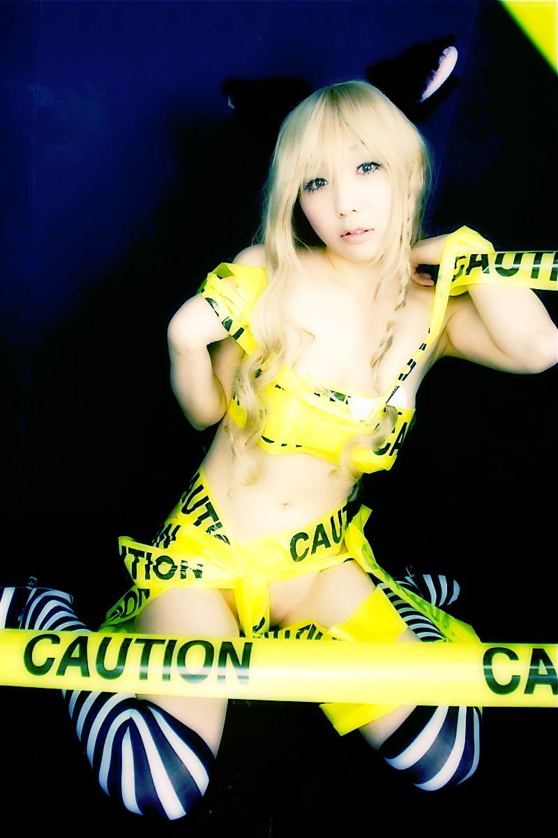 [Cosplay]tohkasu 2 游戏美女写真 日本超级诱惑美女图片写真