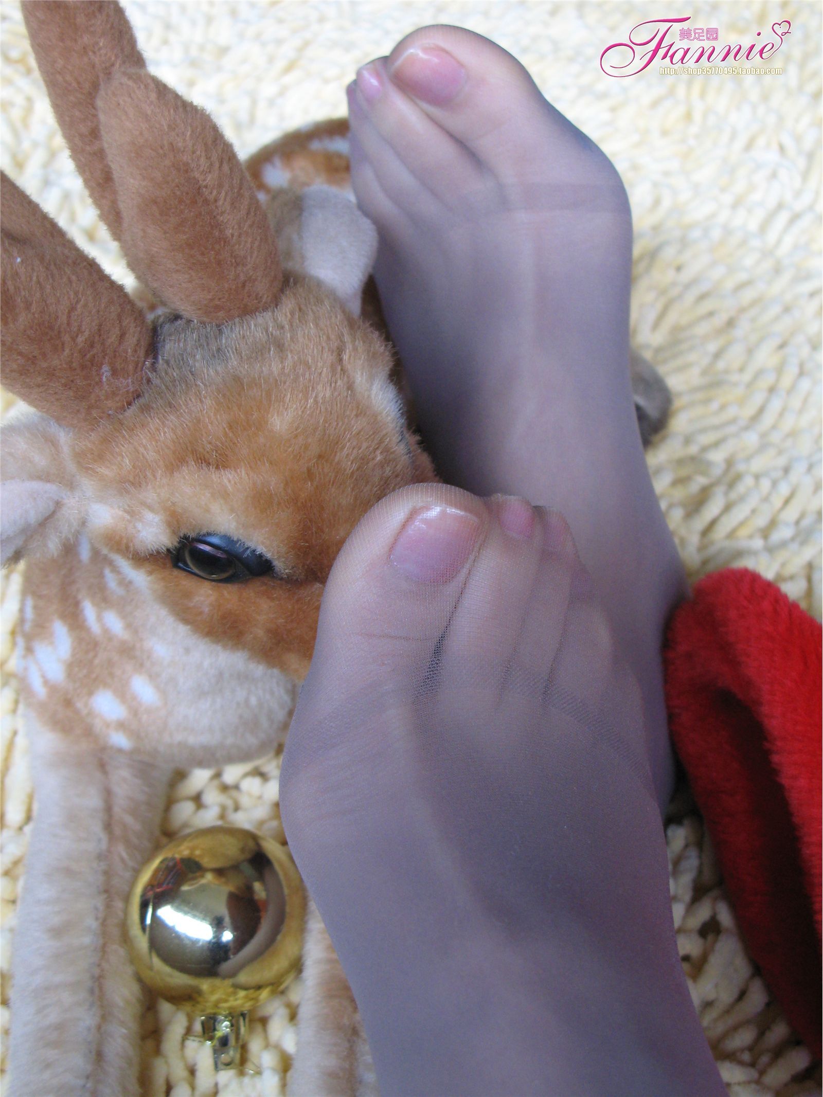 Fannie芬妮高清原图之2008圣诞快乐（丝足）NO.004