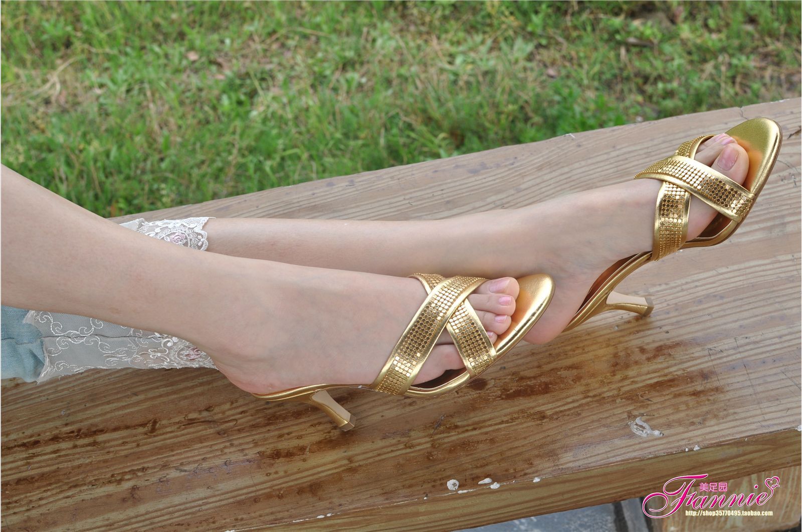 Fannie芬妮高清原图之2011周年特辑（裸足3）NO.013