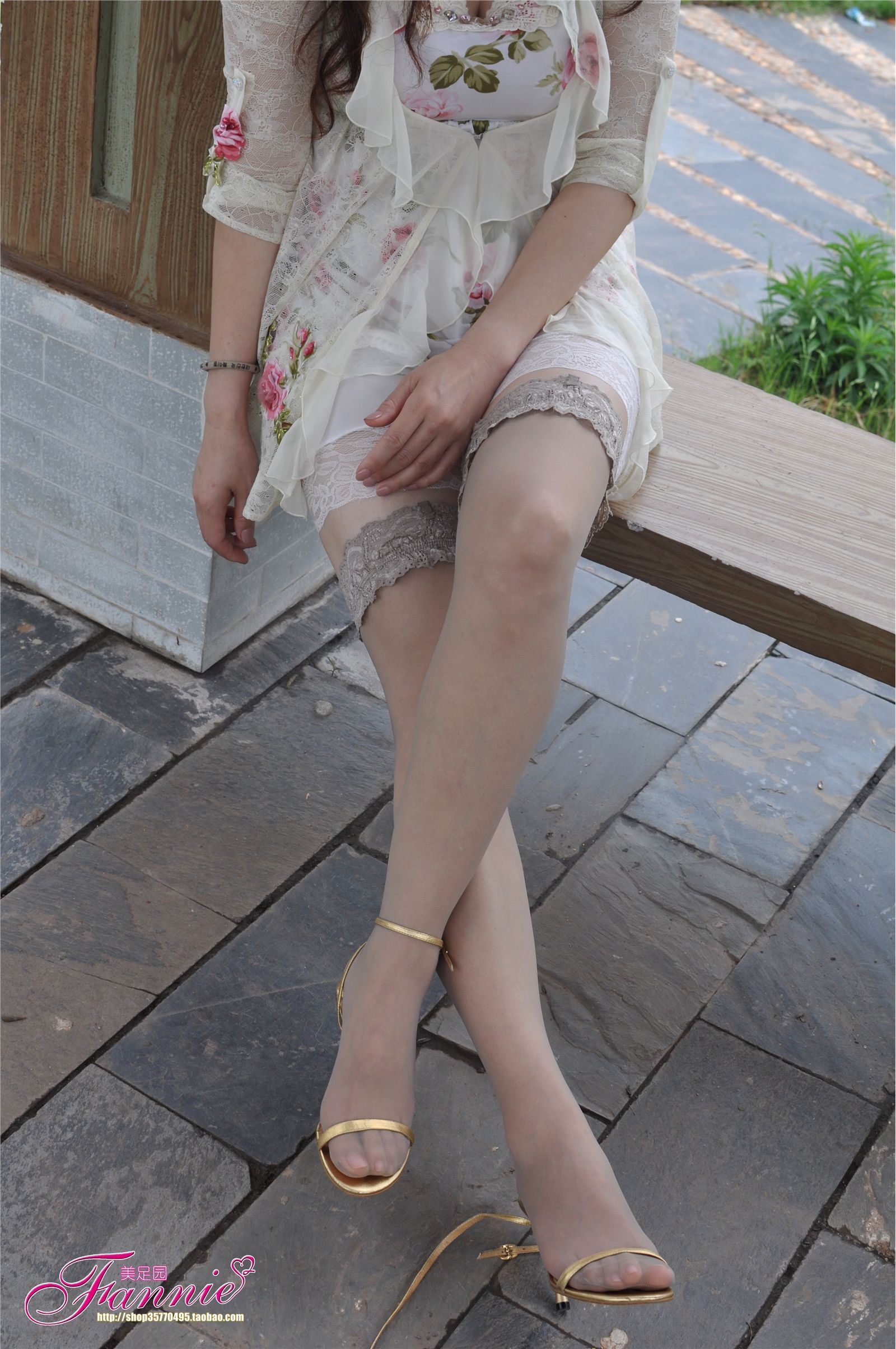 Fannie芬妮高清原图之2011周年特辑（丝足2）NO.015