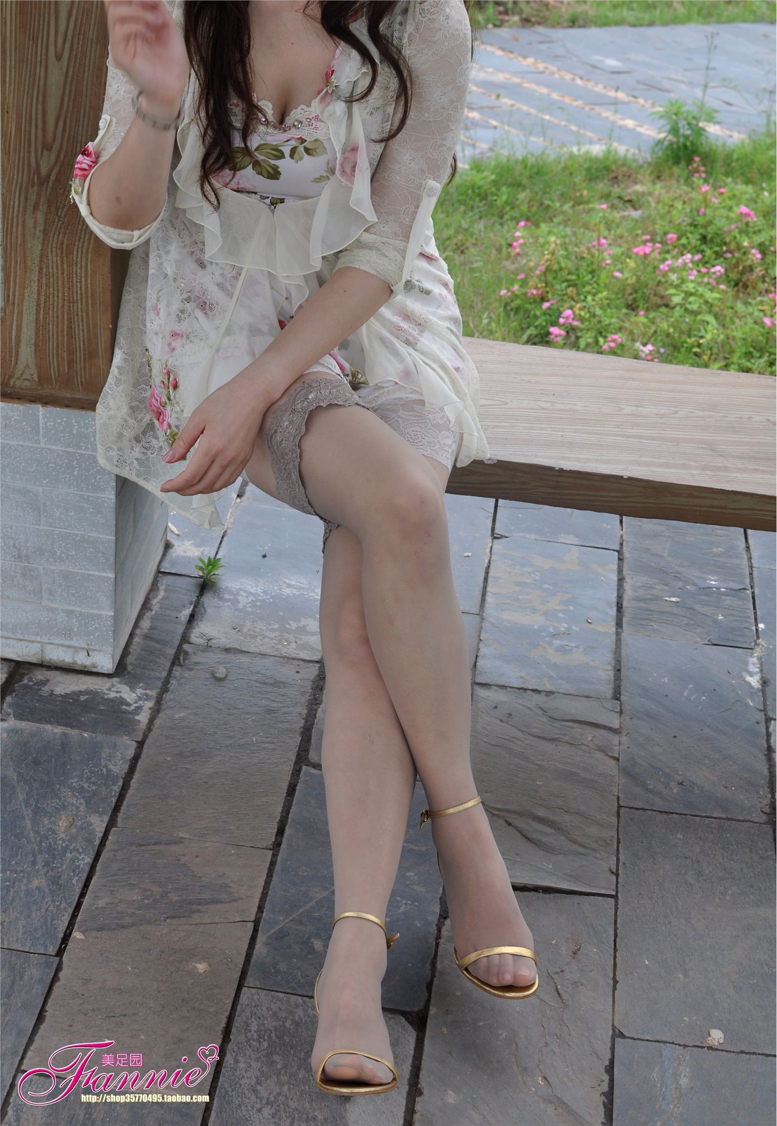 Fannie芬妮高清原图之2011周年特辑（丝足2）NO.015