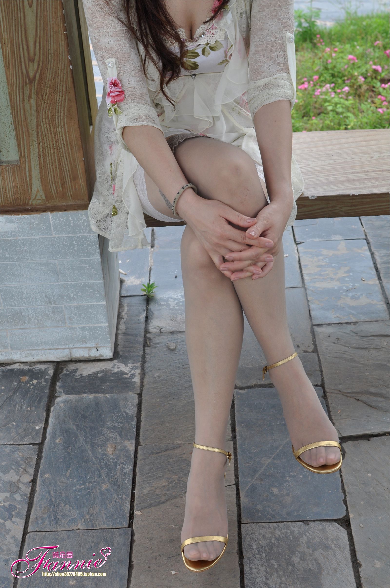 Fannie芬妮高清原图之2011周年特辑（丝足2）NO.015